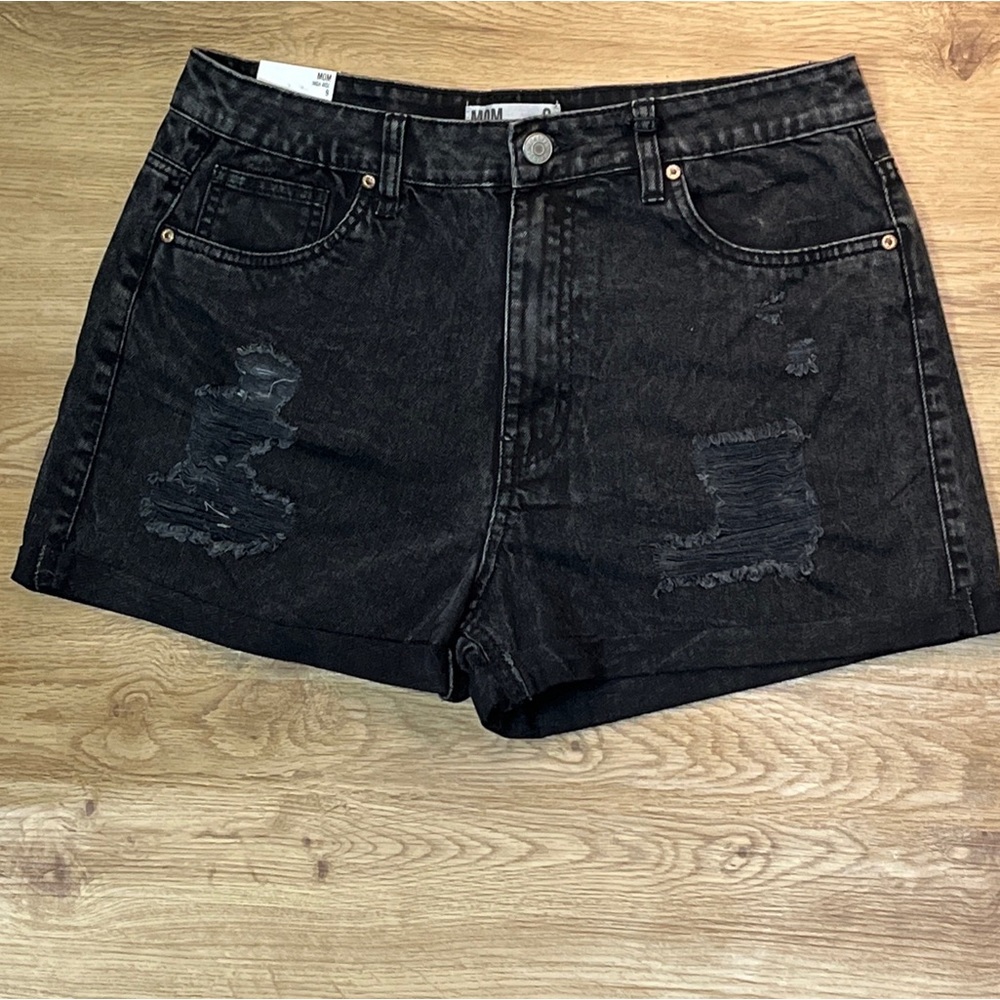Refuge Denim Mom High Rise Distressed Black Jean Shorts Juniors‎ Size 9 NWT